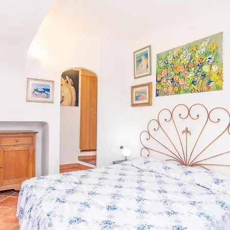 Apartment Monolocale Melograno *